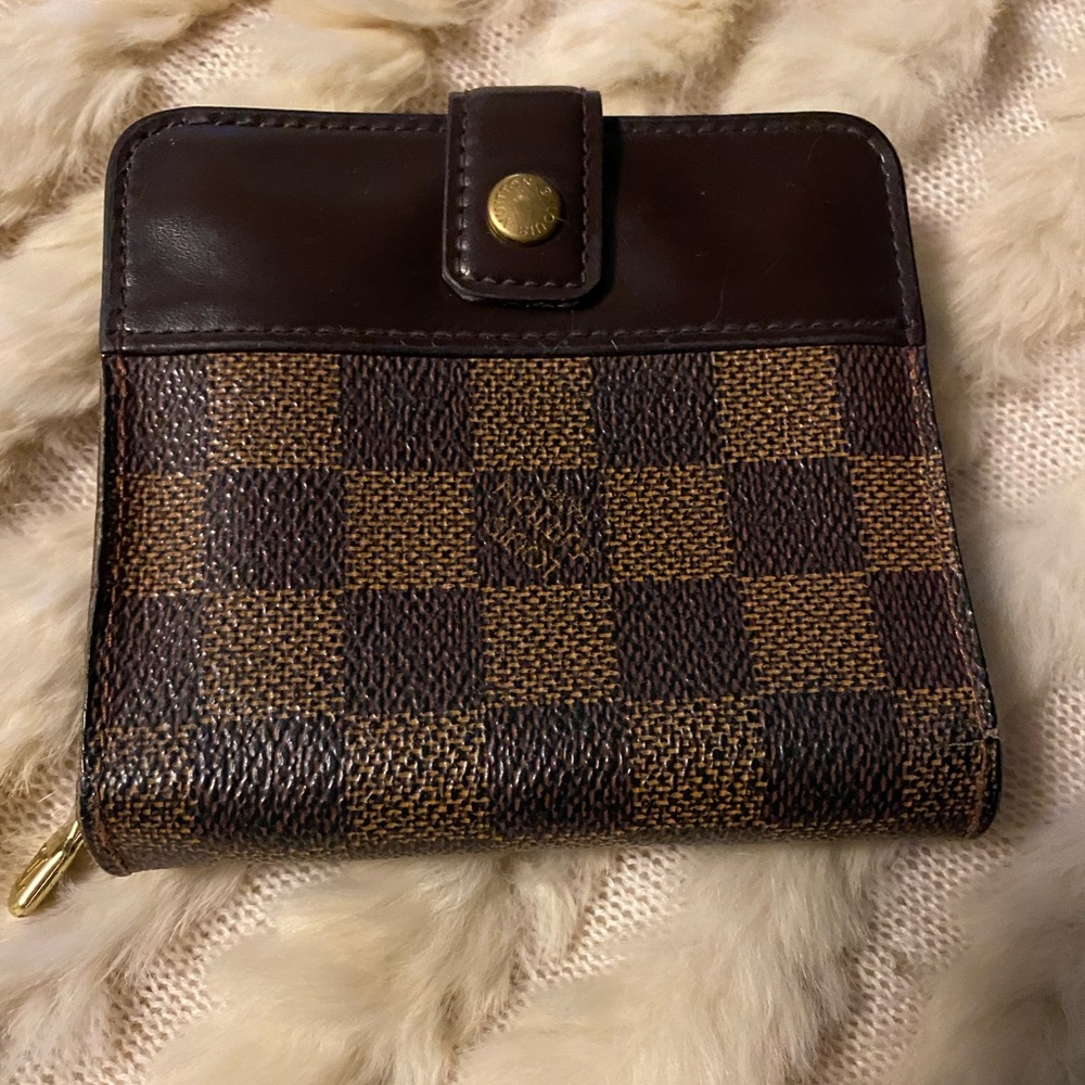 LV Damier Ebene Bifold Wallet